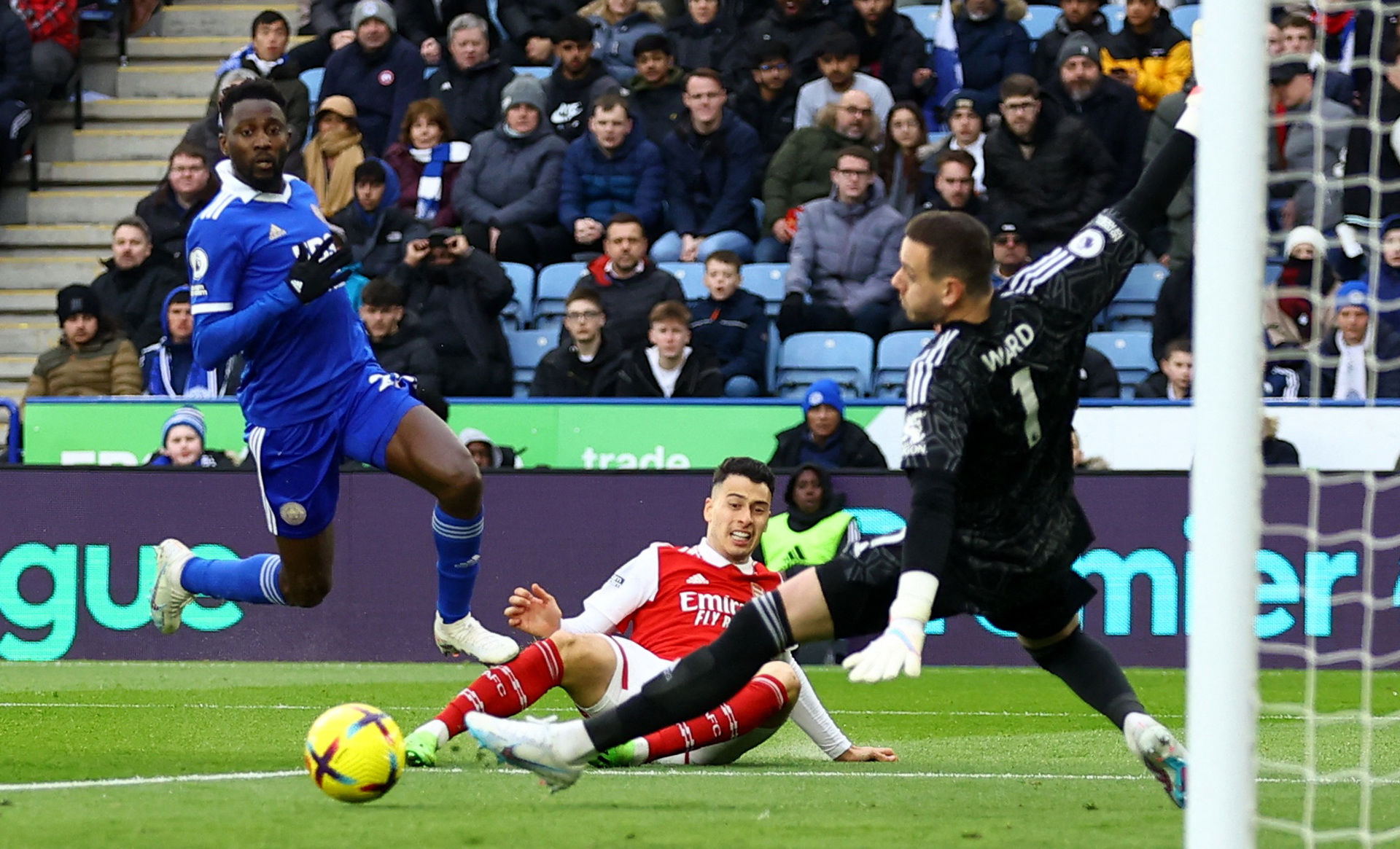 通过举办国 通过举办国